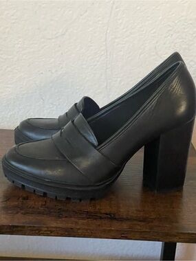 Steve Madden Black Chunky Block Heel Loafer Pumps